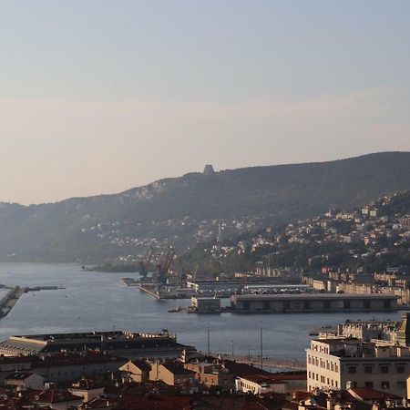 Ir Panoramic Lejlighed Trieste Eksteriør billede